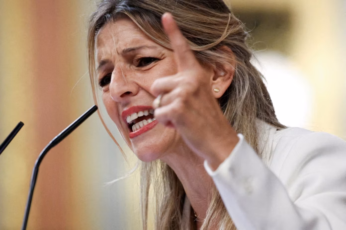 El Gobierno limita las ampliaciones del periodo de prueba y amplía la transparencia laboral