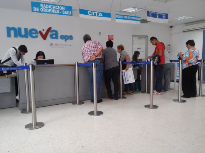 Nueva EPS calcula que requiere cerca de  billones mientras enfrenta pérdidas mensuales de hasta 0.000 millones