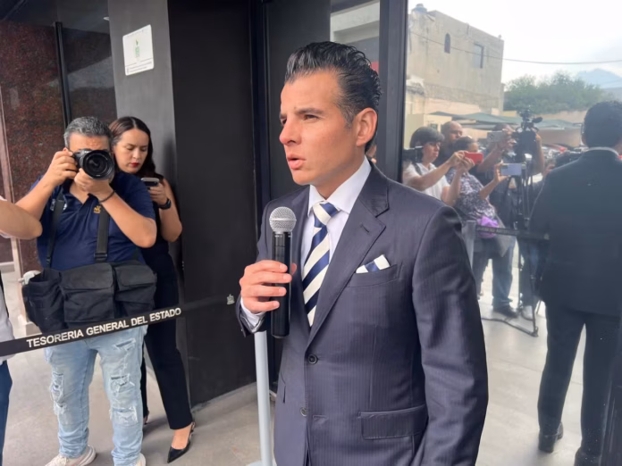 Nuevo León busca acuerdo presupuestal ante riesgos de la reconducción